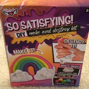 So satisfying DIY make and destroy kit